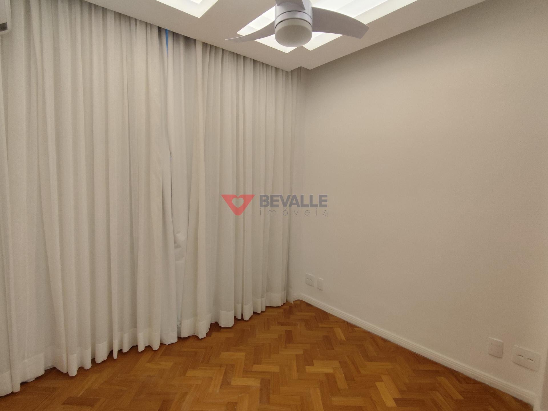 Apartamento à venda com 2 quartos, 1 suíte, 1 vaga e 67m² no Leblon, Rio de Janeiro (RJ) — foto 8 de 26