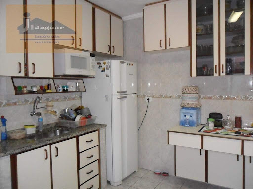 Casa à Venda em Jardim Cocaia, Guarulhos: 2 Suítes, 92m²