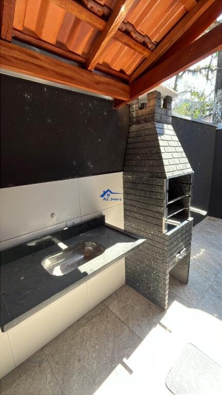 Casa à venda com 2 quartos, 2 banheiros, 1 vaga e 71m² no Vila Sonia, Praia Grande — foto principal