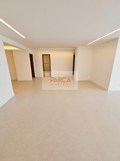 Apartamento de 320m² à Venda na Praia da Costa, Vila Velha