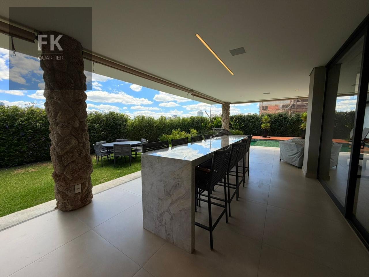 Casa à venda com 5 quartos, 5 suítes, 8 vagas e 800m² no Alphaville Residencial Um, Barueri (SP) — foto 15 de 30
