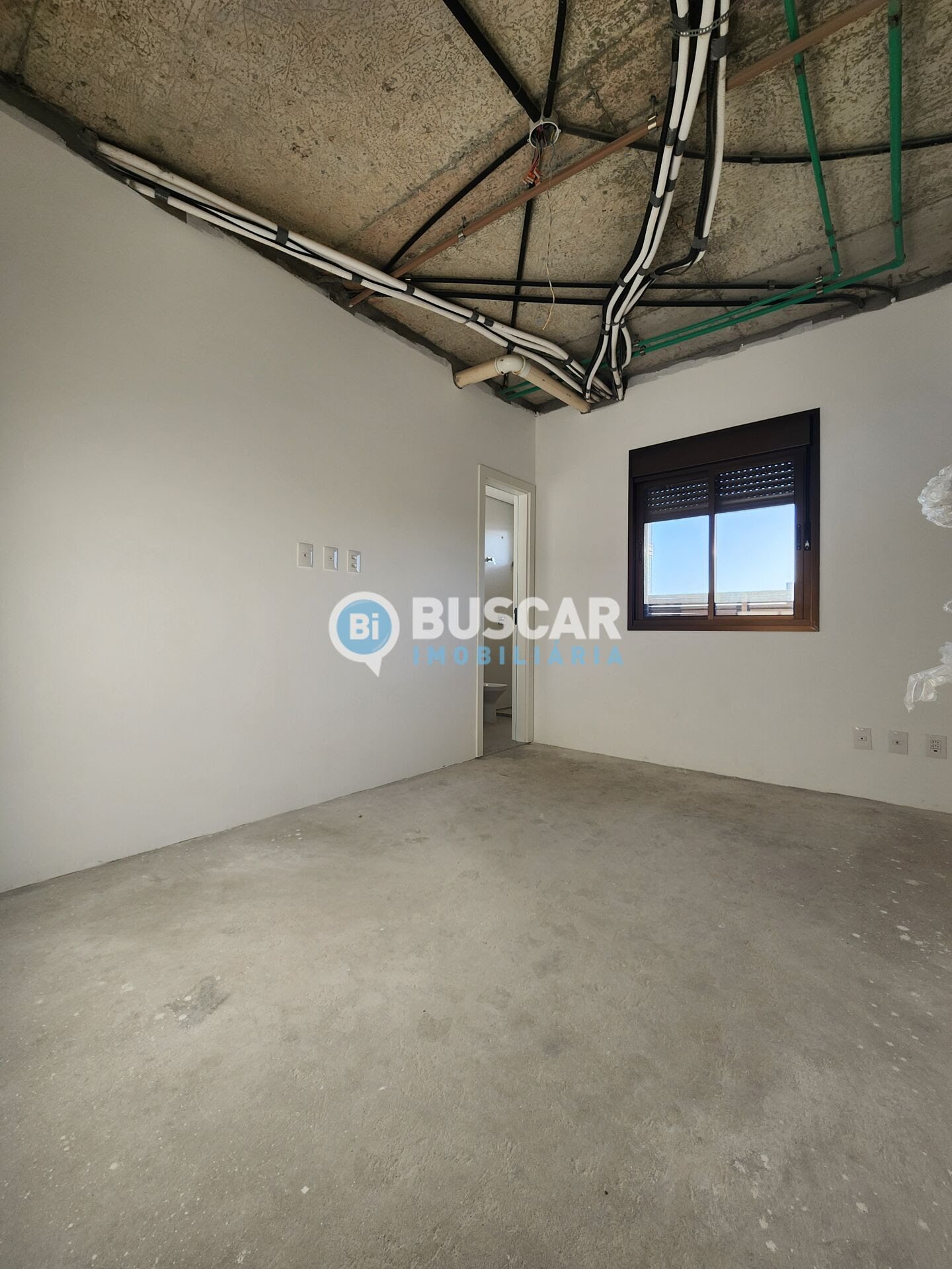 Apartamento à venda com 3 quartos, 3 suítes, 3 vagas e 172m² no Santa Mônica, Feira de Santana (BA) — foto 9 de 13