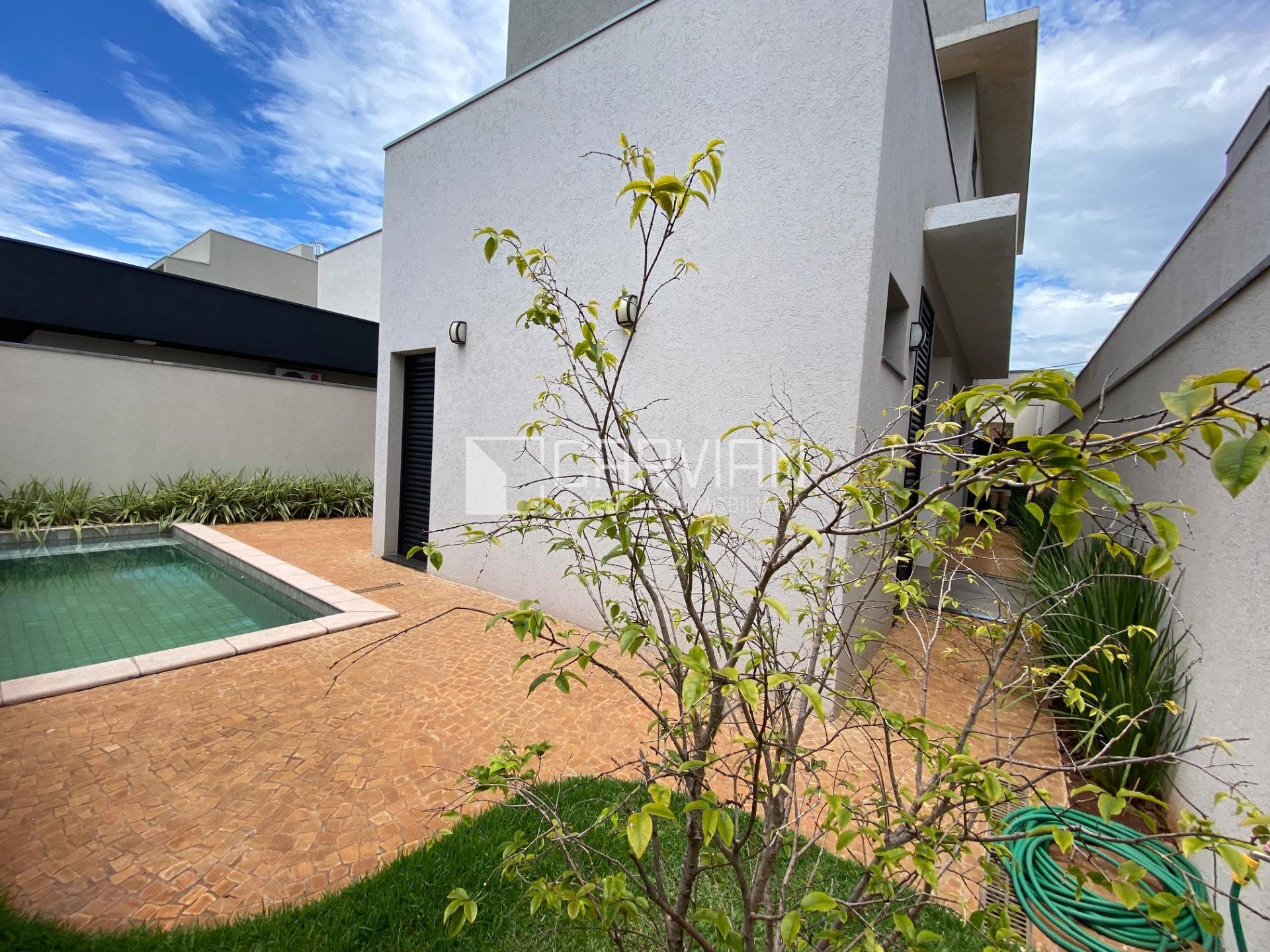 Casa à venda com 3 quartos, 2 suítes, 2 vagas e 177m² no Bonfim Paulista, Ribeirão Preto (SP) — foto 3 de 30
