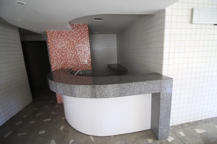 Apartamento à venda com 4 quartos, 1 suíte, 2 vagas e 220m² no Espinheiro, Recife (PE) — foto 12 de 30