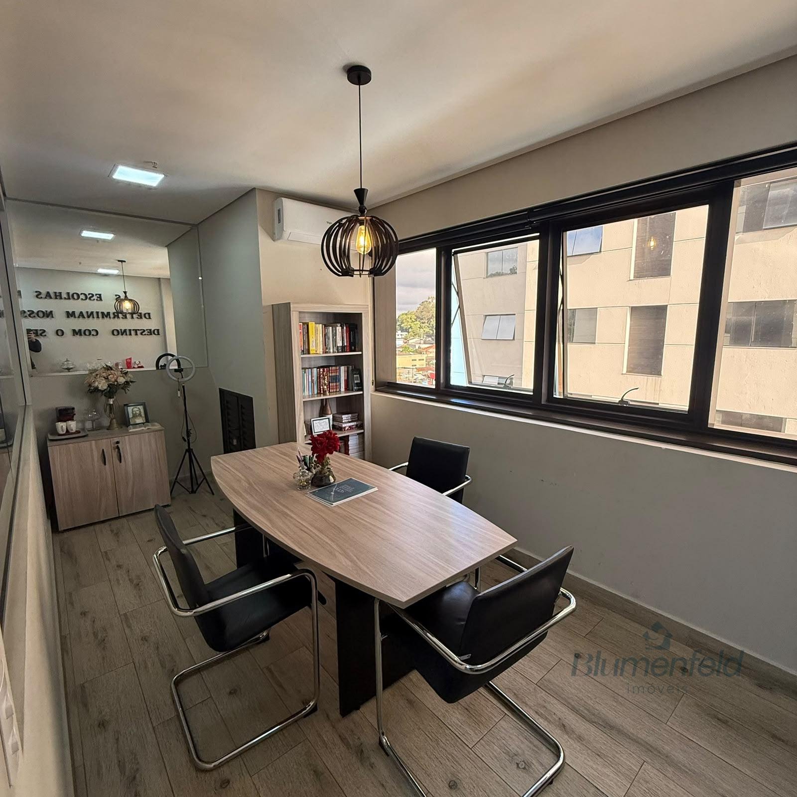 Comercial à venda com 1 vaga e 40m² no Center Ville, Arujá (SP) — foto 2 de 5
