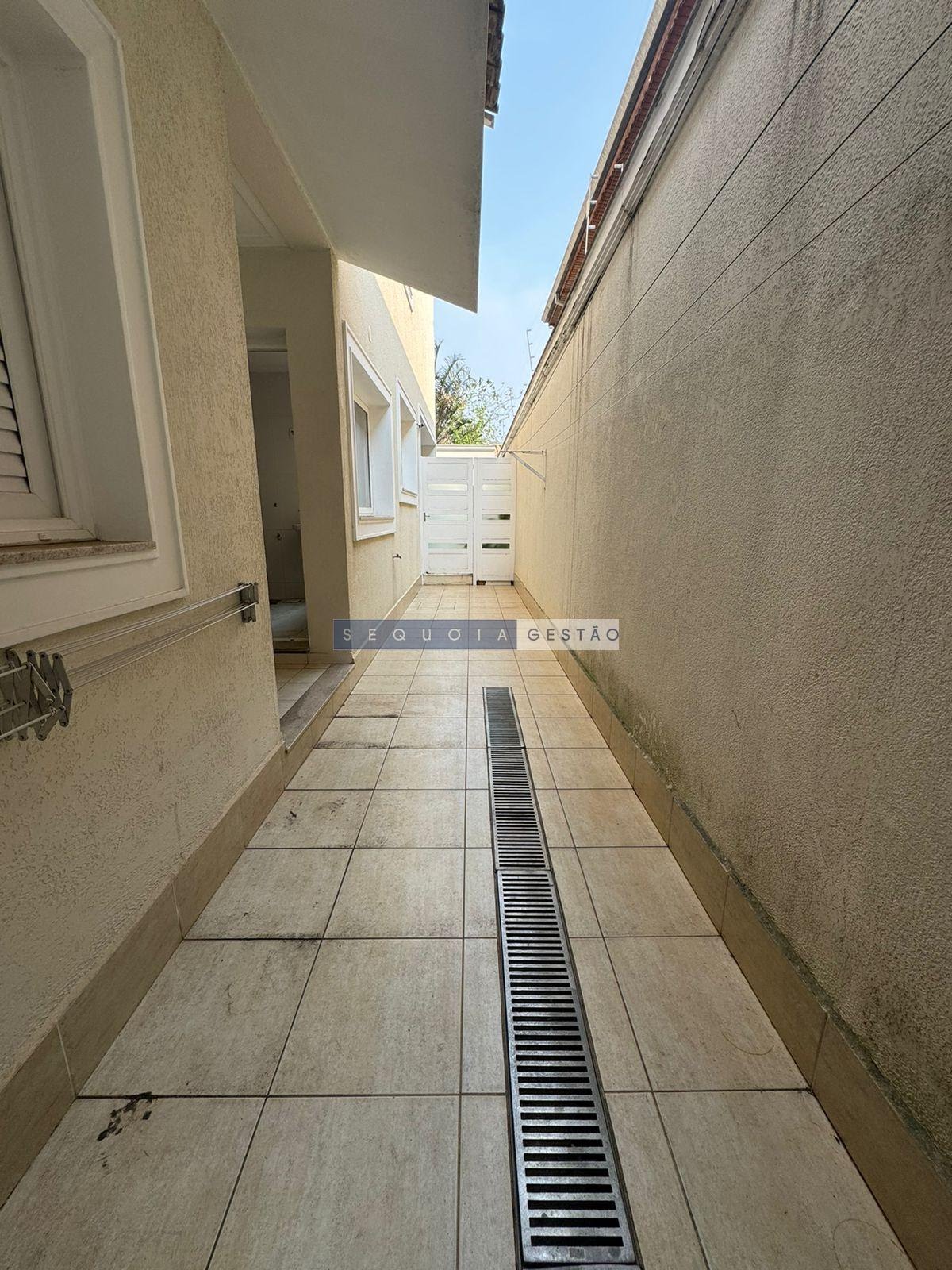 Casa à venda com 4 quartos, 4 suítes, 3 vagas e 422m² no Vila Jaboticabeira, Taubaté (SP) — foto 27 de 30