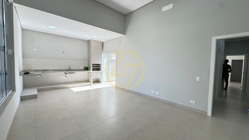 Casa de Condomínio em Lago dos Ipes - Itapetininga, SP