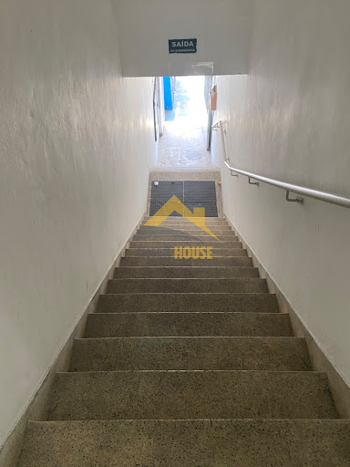 Sala para Locação no Jardim Pazini, Taboão da Serra | 30m²