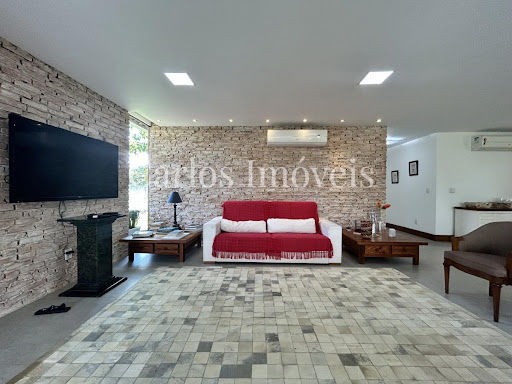 Casa em Condomínio para Temporada em Angra dos Reis / RJ no bairro Bracuí (Cunhambebe)