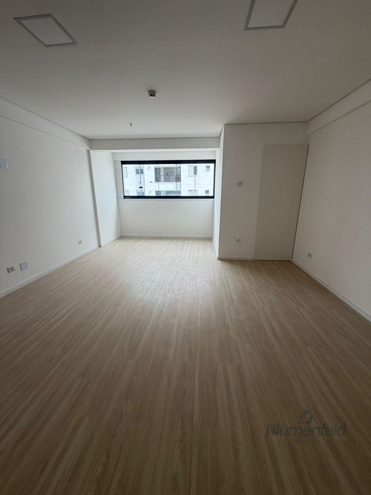 Comercial à venda com 32m² no Nova Arujá, Arujá — foto principal