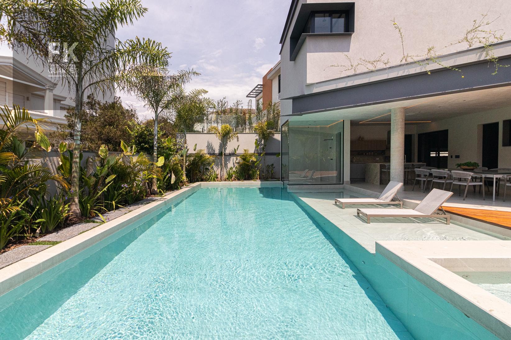 Casa à venda com 4 quartos, 4 suítes, 10 vagas e 1079m² no Alphaville Residencial Zero, Barueri (SP) — foto 22 de 30