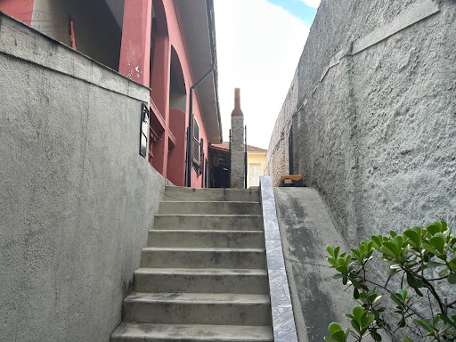 Vista interna, pequeno aclive