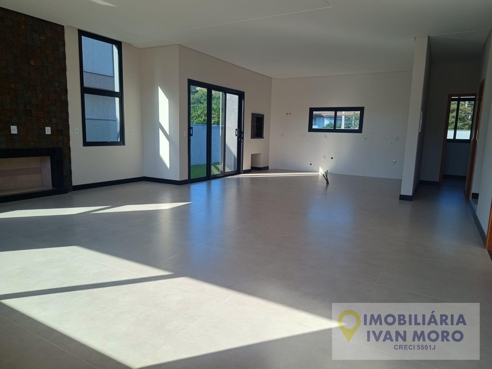Casa à venda com 4 quartos, 3 suítes, 4 vagas e 250m² no São João do Rio Vermelho, Florianópolis (SC) — foto 8 de 30