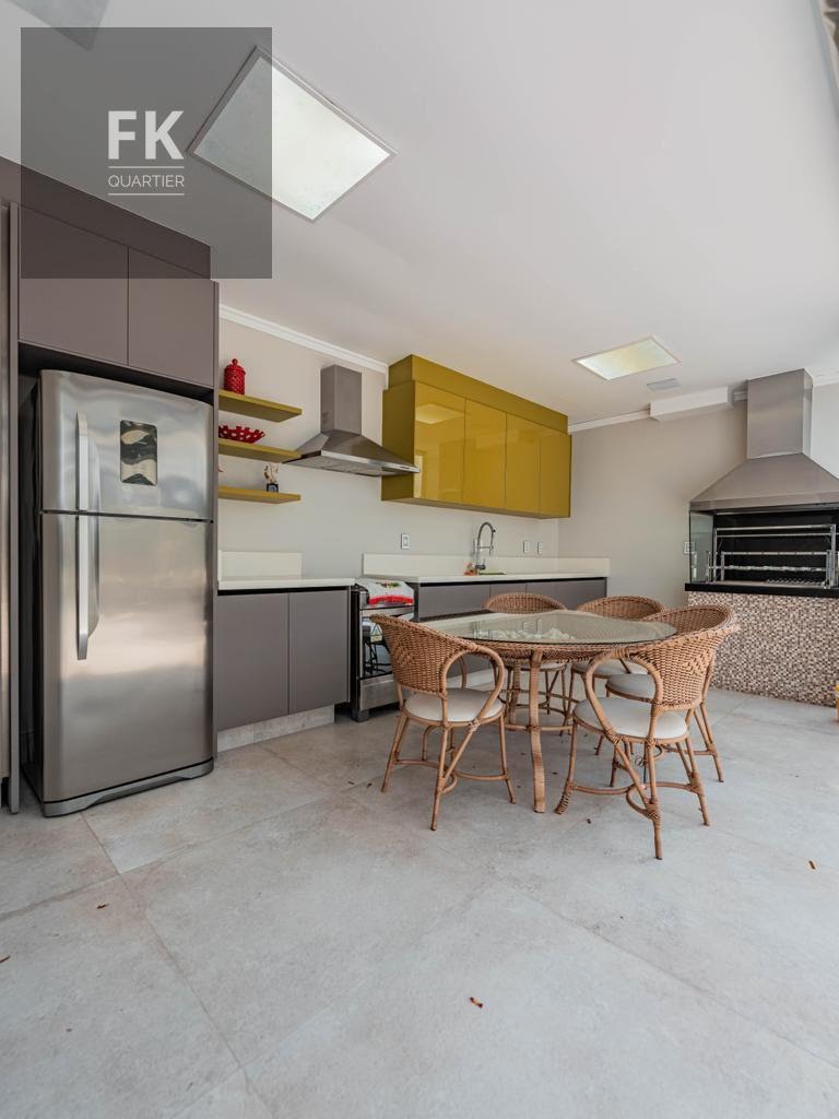 Casa à venda com 4 quartos, 4 suítes, 6 vagas e 900m² no Alphaville Residencial Dois, Barueri (SP) — foto 9 de 12
