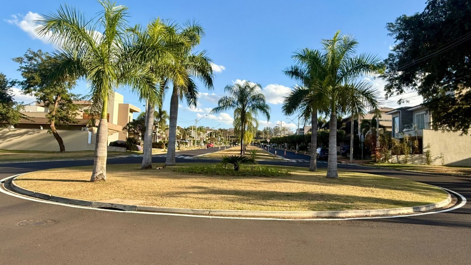 Casa à venda com 3 quartos, 3 suítes, 4 vagas e 172m² no Jardim Cybelli, Ribeirão Preto (SP) — foto 5 de 30