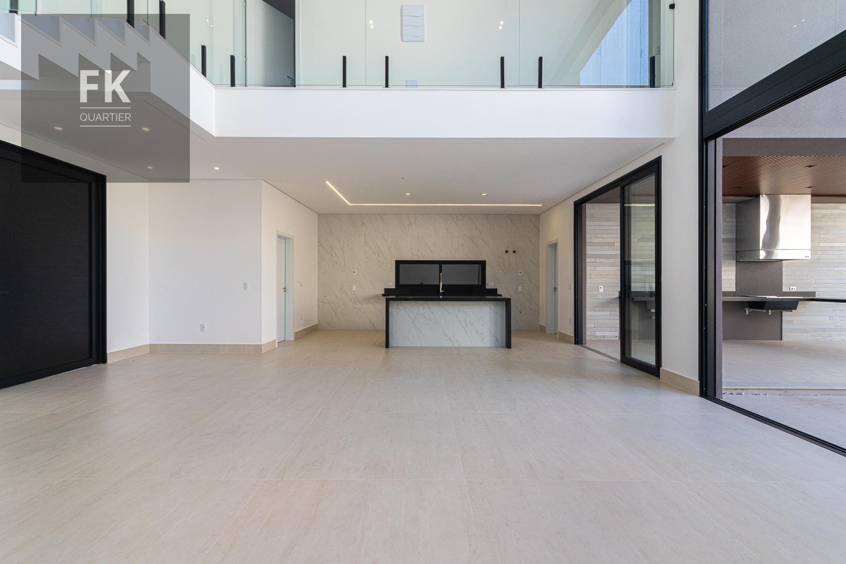 Casa à venda com 4 quartos, 4 suítes e 334m² no Alphaville, Santana de Parnaíba (SP) — foto 6 de 30
