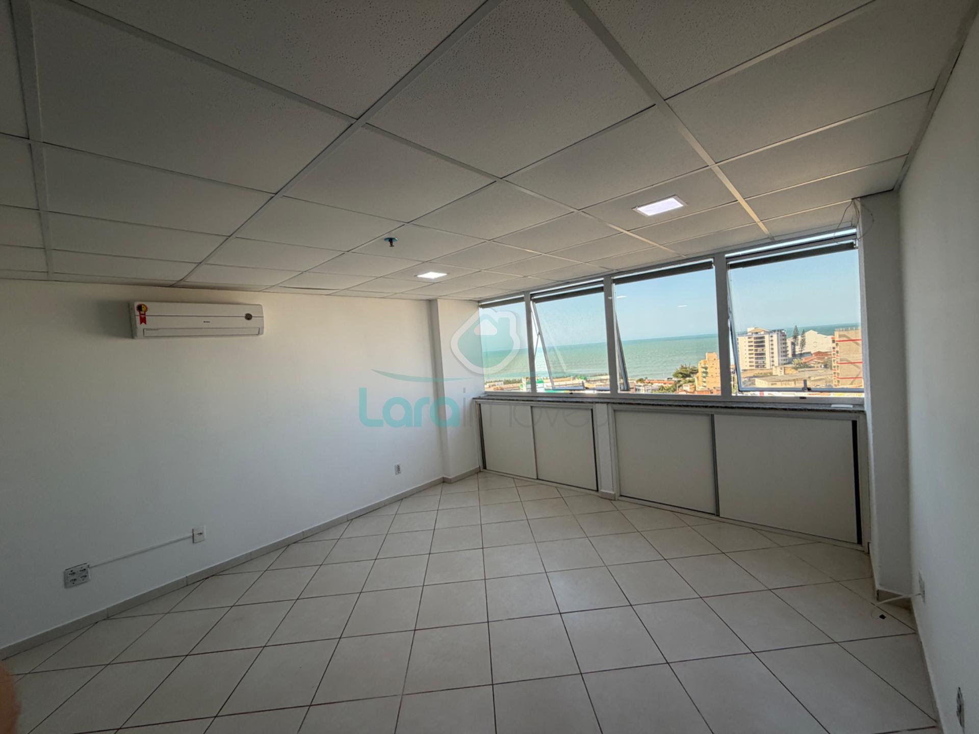 Comercial à venda com 1 banheiro, 1 vaga e 30m² no Imbetiba, Macaé (RJ) — foto 12 de 13