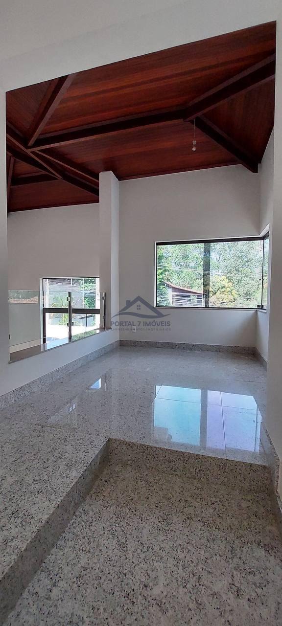 Casa à venda com 2 quartos, 1 suíte, 4 vagas e 250m² no Iporanga, Sete Lagoas (MG) — foto 8 de 19