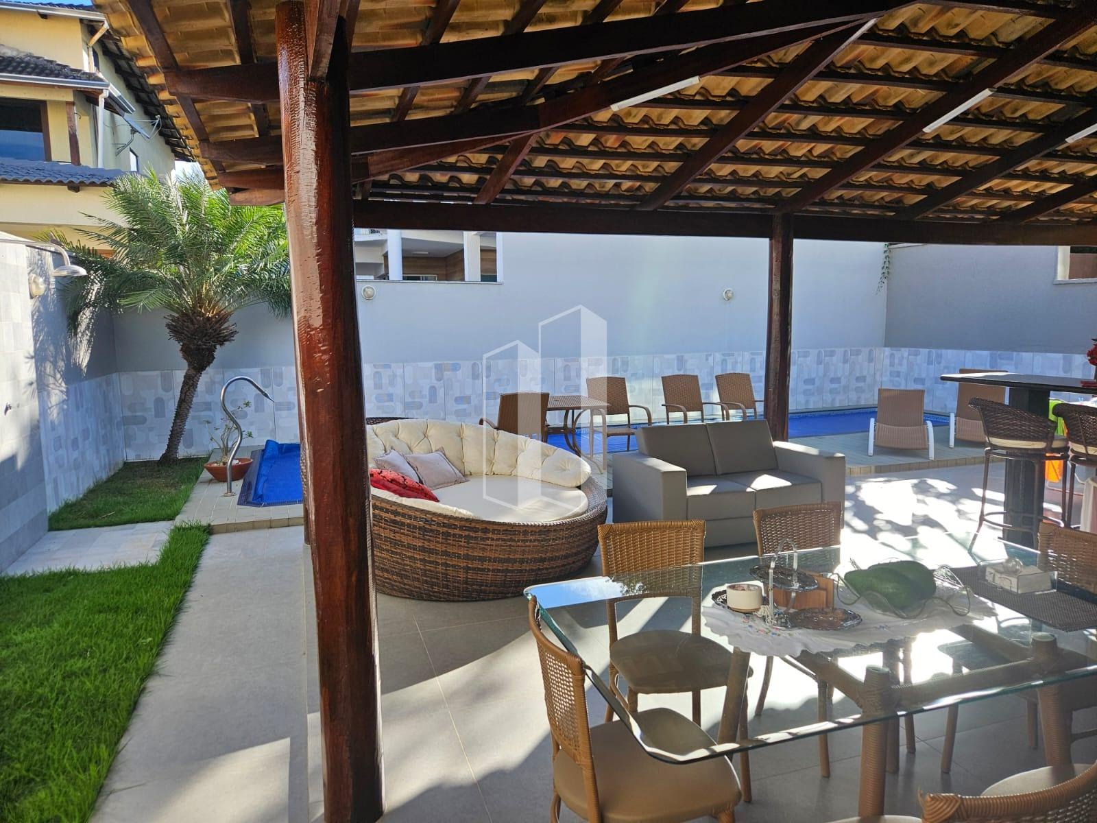 Casa à venda com 4 quartos, 4 suítes, 4 vagas e 247m² no Loteamento Portal do Sol II, Goiânia (GO) — foto 12 de 16