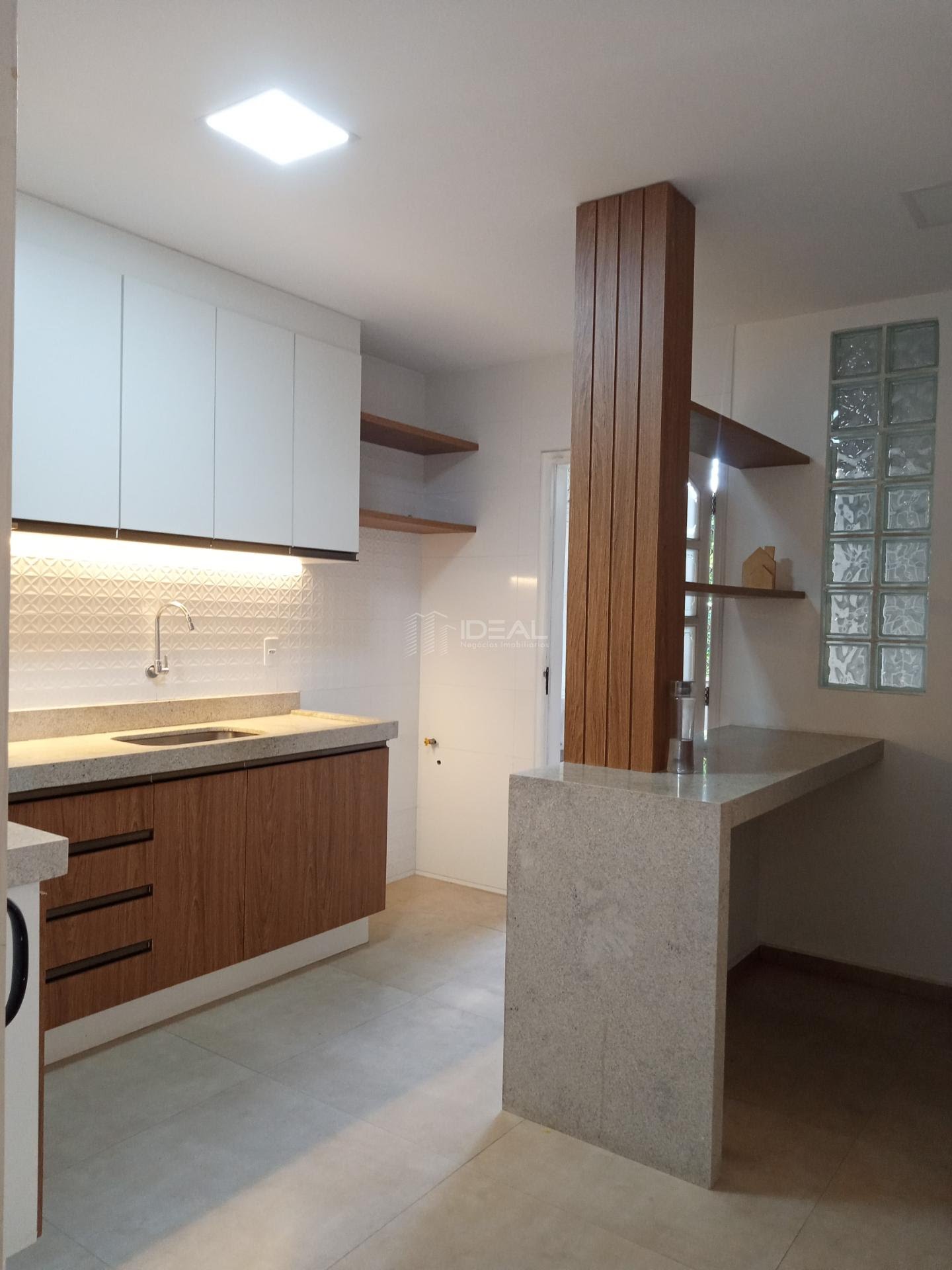 Apartamento para alugar com 3 quartos, 1 suíte, 1 vaga e 100m² no Centro, Campos dos Goytacazes (RJ) — foto 7 de 17