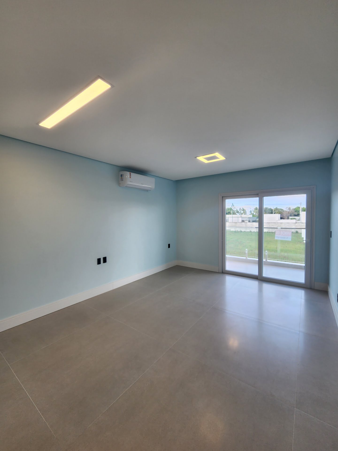 Casa à venda com 4 quartos, 3 suítes, 4 vagas e 165m² no Sim, Feira de Santana (BA) — foto 13 de 14