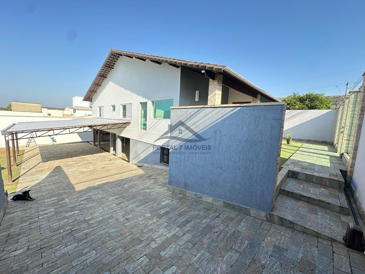 Casa à venda com 4 quartos, 2 suítes, 6 vagas e 290m² no Jardim Arizona, Sete Lagoas (MG) — foto 10 de 10