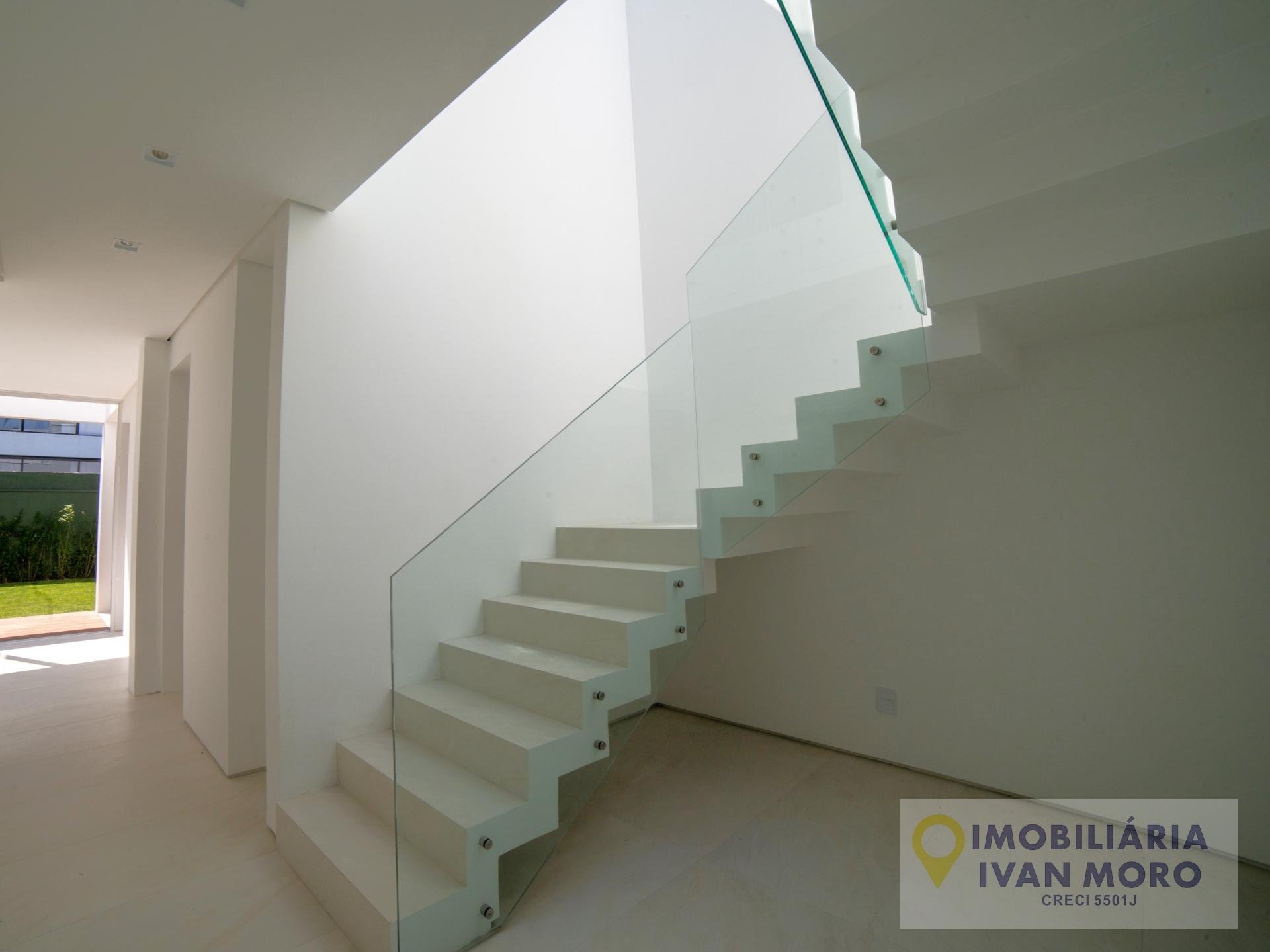 Casa à venda com 4 quartos, 4 suítes, 6 vagas e 297m² no São João do Rio Vermelho, Florianópolis (SC) — foto 16 de 30
