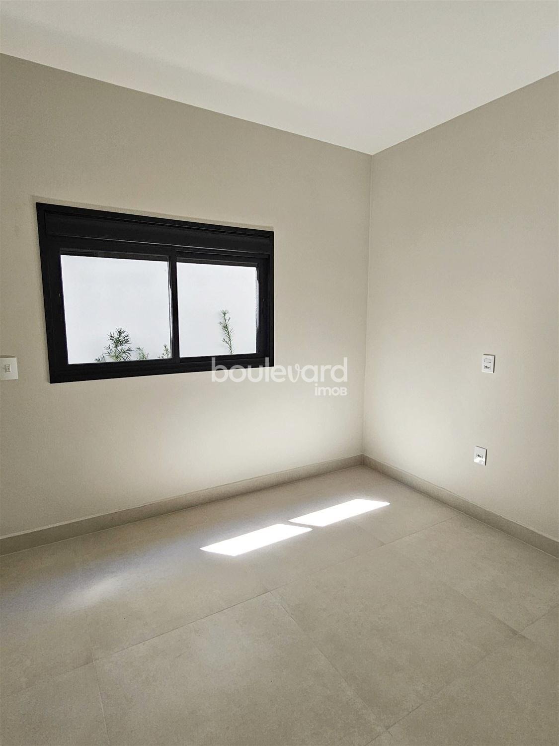 Casa à venda com 3 quartos, 1 suíte, 2 vagas e 108m² no Forquilhas, São José (SC) — foto 4 de 20