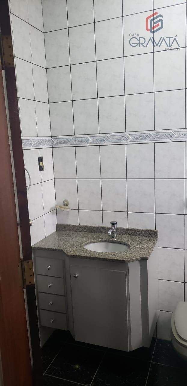 Casa à venda com 3 quartos, 1 suíte, 2 vagas e 169m² no Vila Palmares, Santo André (SP) — foto 8 de 25