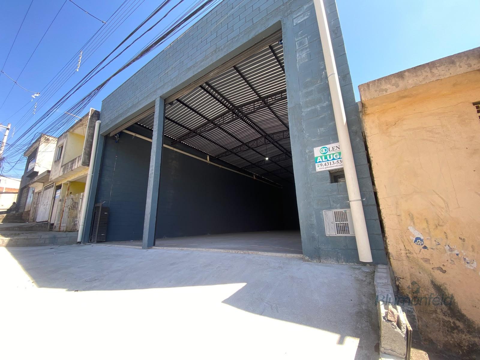 Comercial para alugar com 275m² no Parque Rodrigo Barreto, Arujá — foto principal