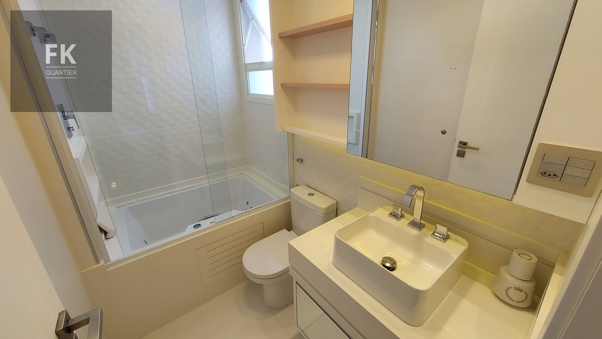 Apartamento para alugar com 3 quartos, 3 suítes, 4 vagas e 224m² no Tamboré, Santana de Parnaíba (SP) — foto 24 de 30