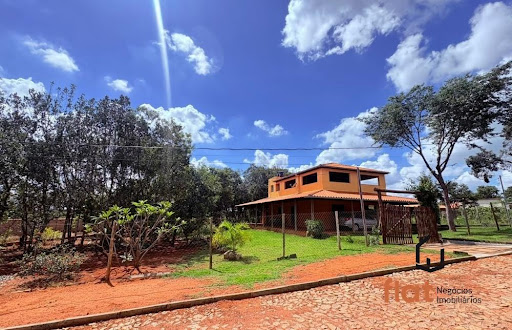 Chácara à Venda no bairro Martinho Campos, 3 Quartos, 320m²