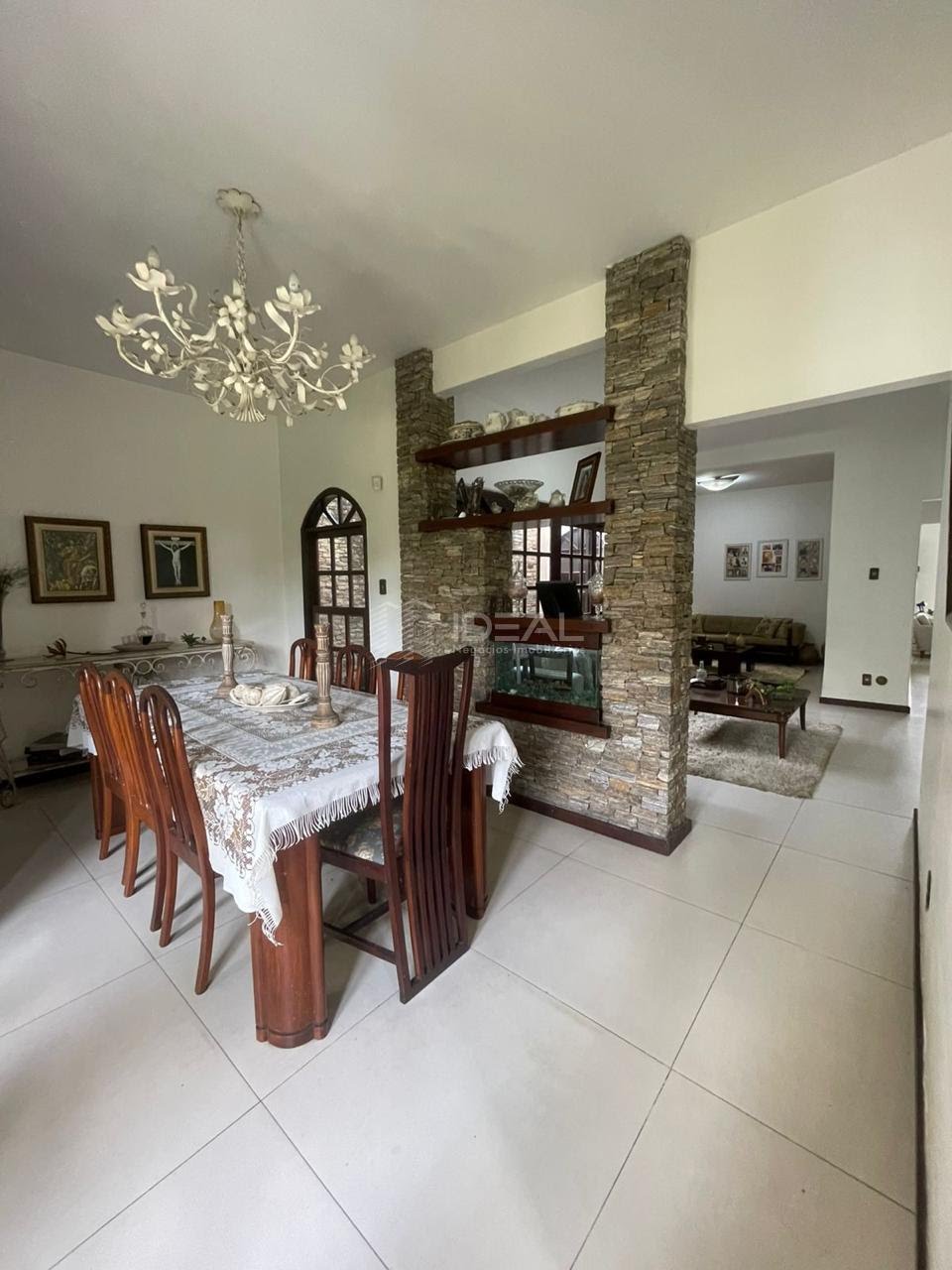 Casa à venda com 5 quartos, 2 suítes, 5 vagas e 315m² no Parque Turf Club, Campos dos Goytacazes (RJ) — foto 8 de 30