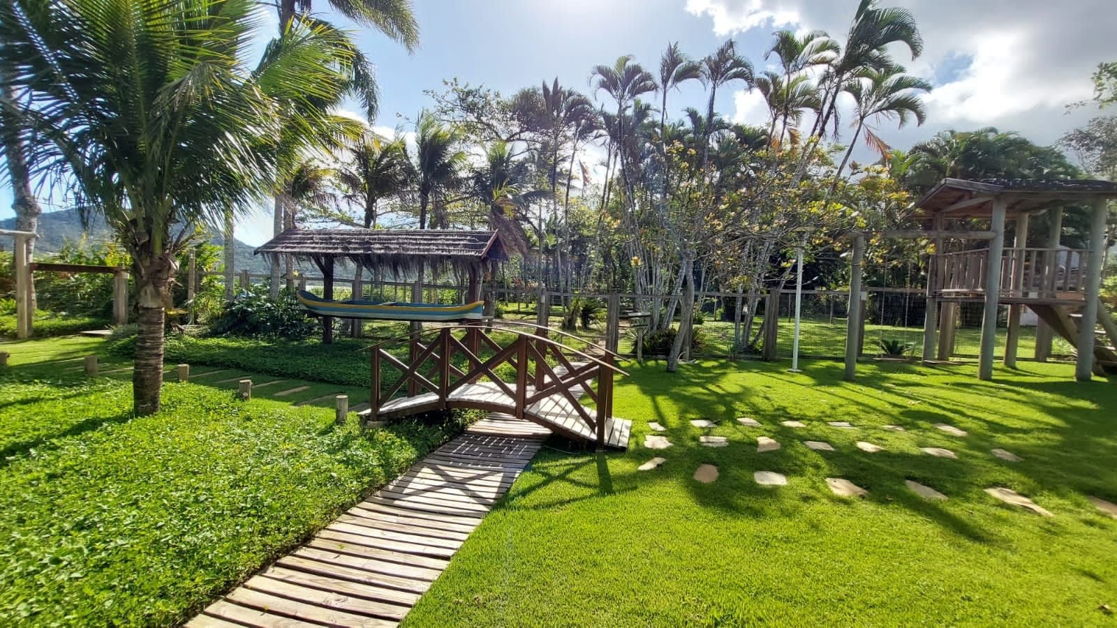 Casa à venda com 7 quartos, 11 banheiros, 8 vagas e 1047m² no Praia Dura, Ubatuba (SP) — foto 8 de 24