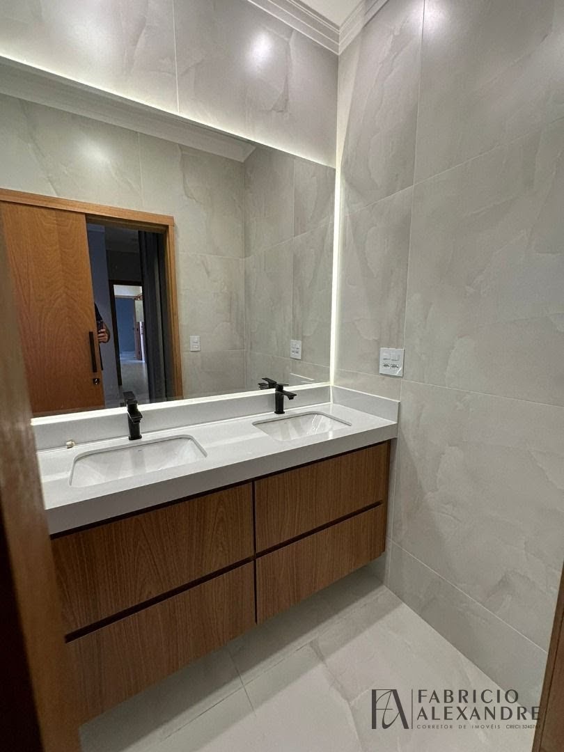 Casa à venda com 3 quartos, 3 suítes, 4 vagas e 156m² no Residencial Maria Júlia, São José do Rio Preto (SP) — foto 19 de 22