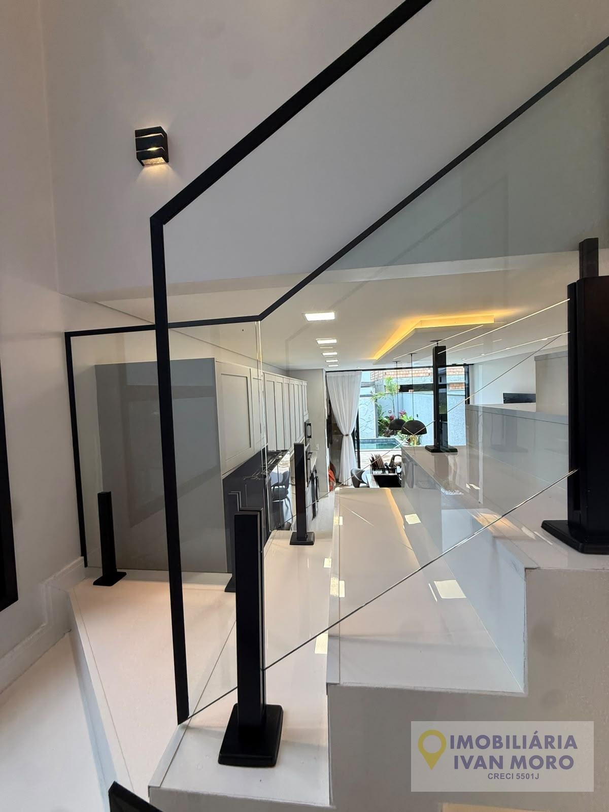 Casa à venda com 3 quartos, 1 suíte, 2 vagas e 192m² no Canasvieiras, Florianópolis (SC) — foto 27 de 30
