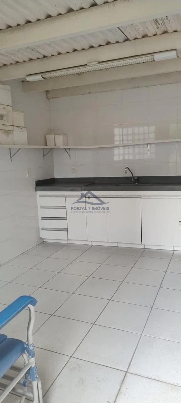 Casa à venda com 3 quartos, 1 suíte, 4 vagas e 297m² no Jardim Cambui, Sete Lagoas (MG) — foto 14 de 21