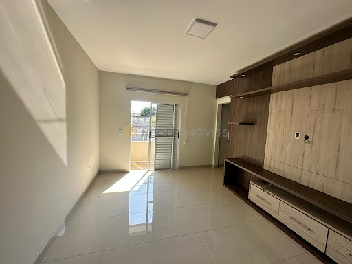 Sobrado à venda no bairro Santa Cruz I