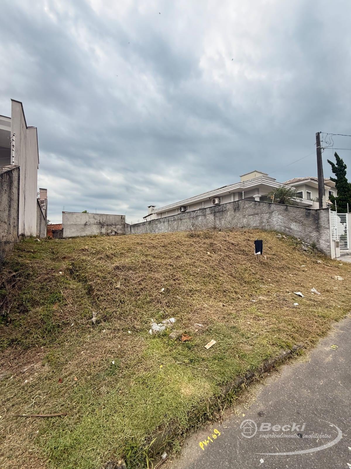 Terreno/Lote à venda  no Floresta - Joinville, SC. Imóveis