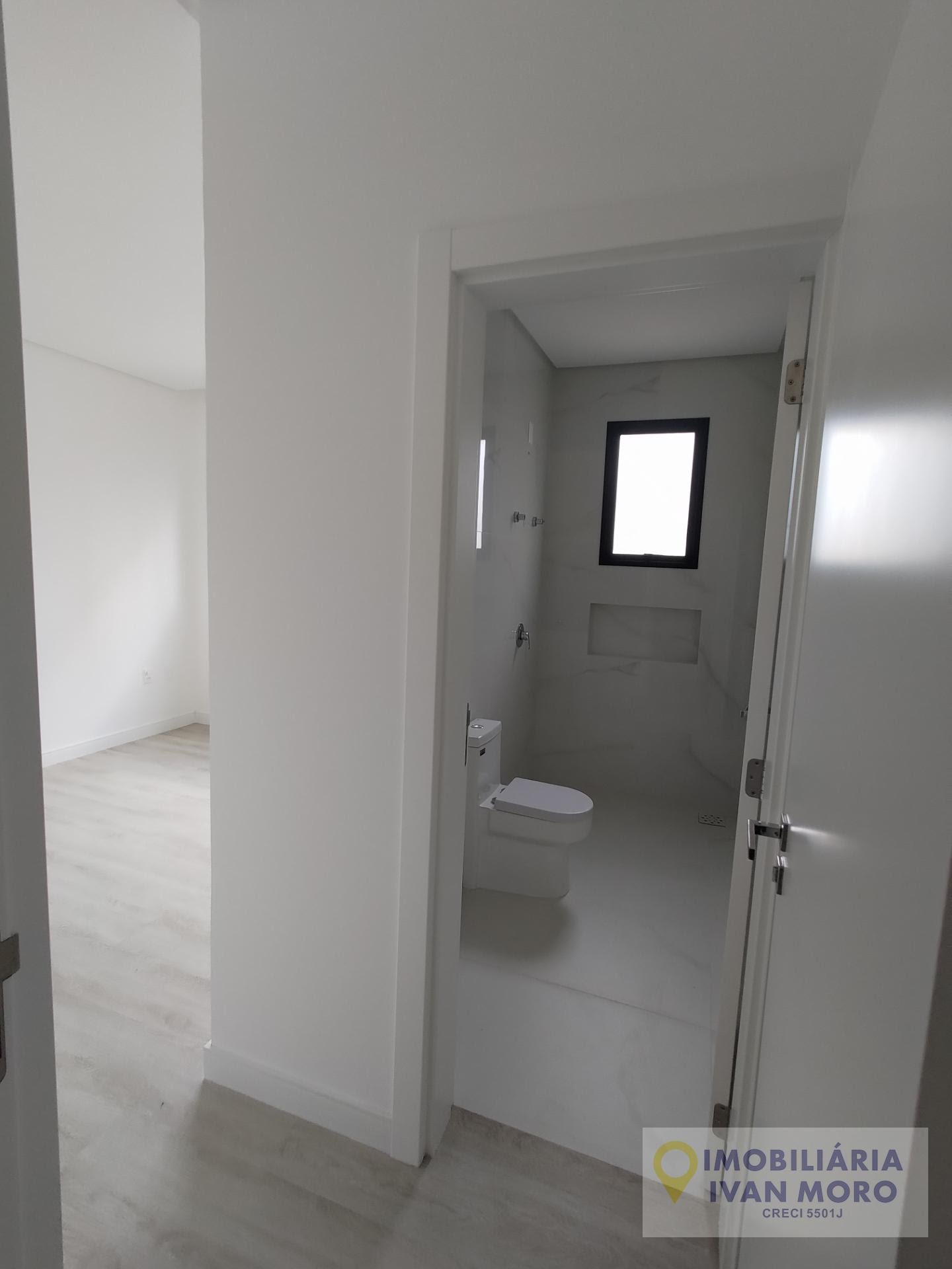 Apartamento à venda com 4 quartos, 4 suítes, 3 vagas e 198m² no Meia Praia, Itapema (SC) — foto 12 de 30