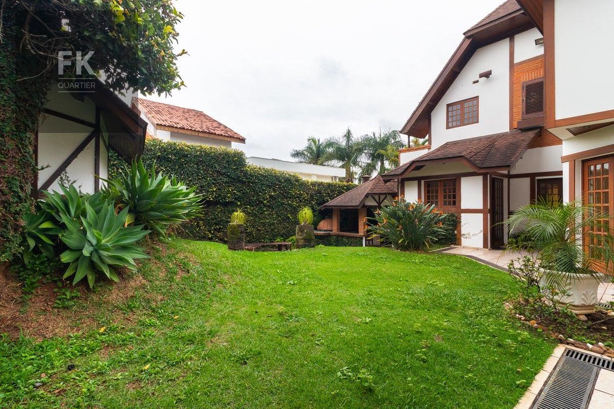 Casa para alugar com 4 quartos, 4 suítes, 5 vagas e 525m² no Alphaville, Santana de Parnaíba (SP) — foto 14 de 30