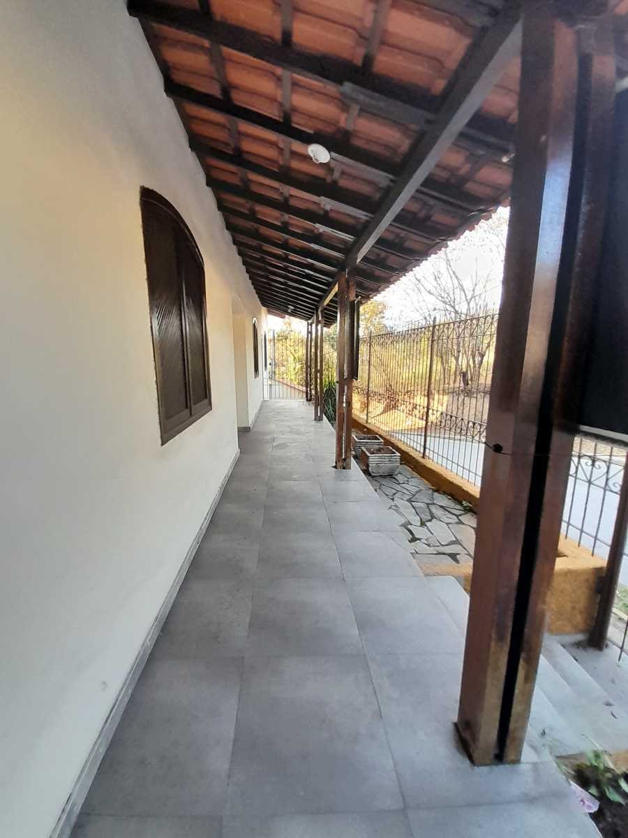 Casa à venda com 4 quartos, 1 suíte, 4 vagas e 270m² no São Geraldo, Santa Luzia (MG) — foto 18 de 27