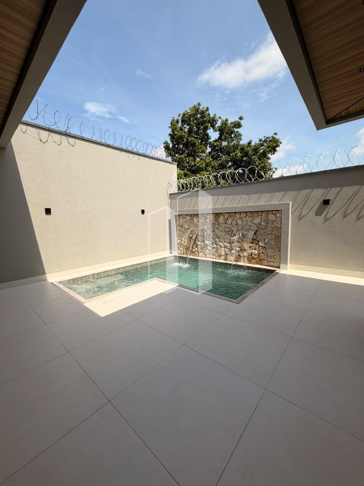 Casa à venda com 3 quartos, 3 suítes, 4 vagas e 225m² no Parque Anhanguera, Goiânia (GO) — foto 19 de 20