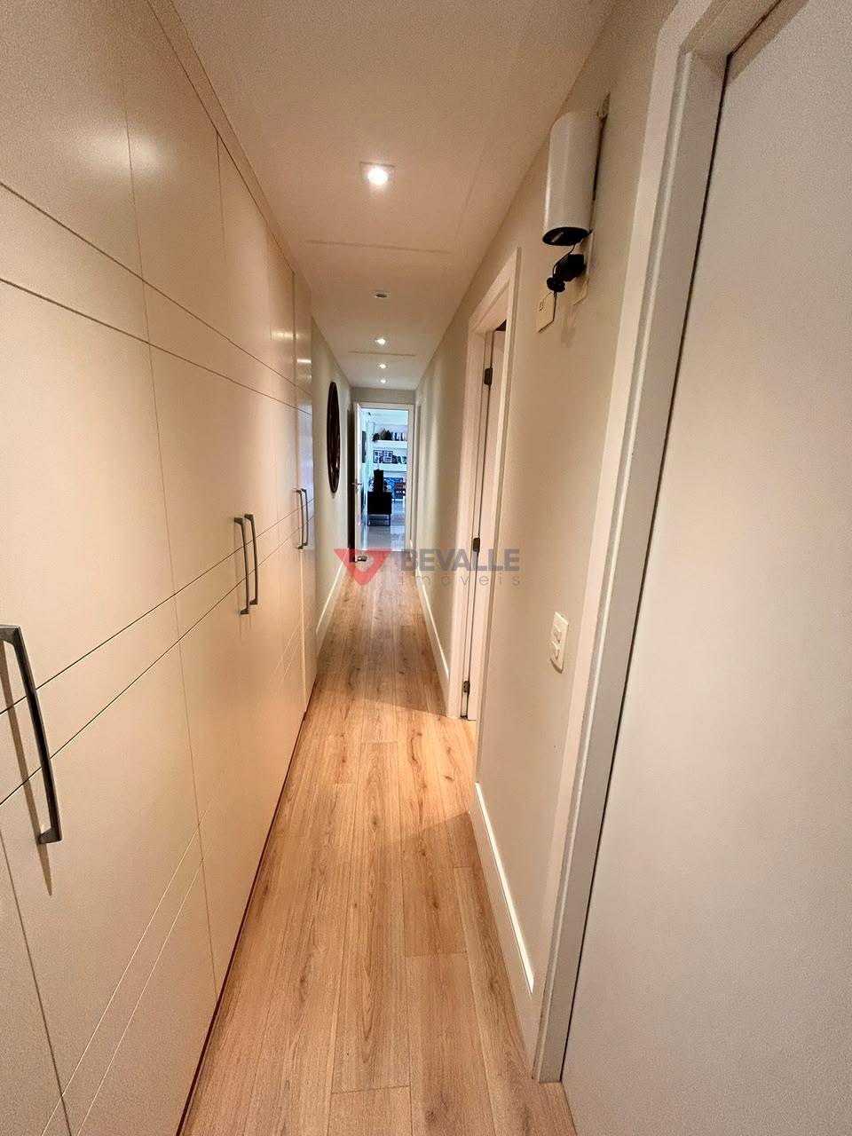 Apartamento à venda com 4 quartos, 4 suítes, 1 vaga e 220m² no Botafogo, Rio de Janeiro (RJ) — foto 16 de 30