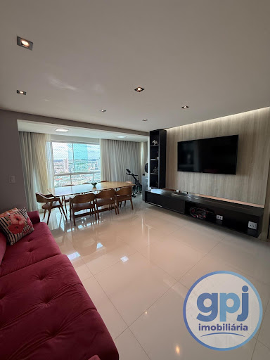 Apartamento no Centro de Nova Serrana com 3 Dormitórios