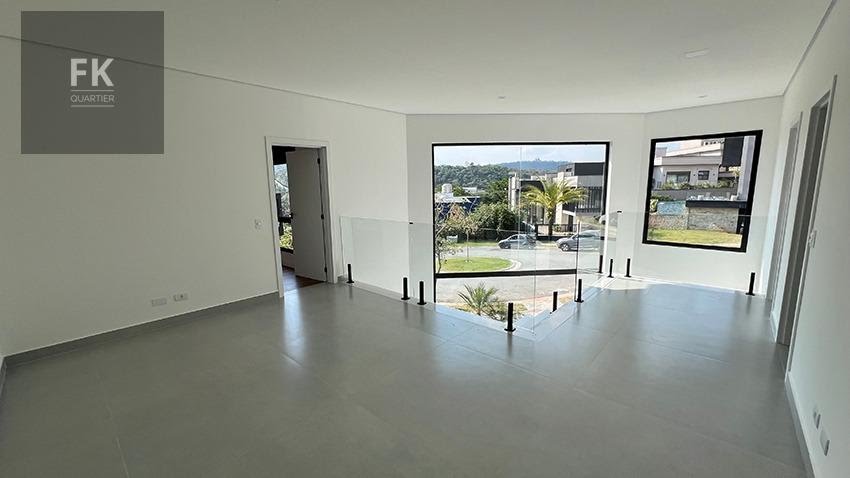 Casa à venda com 4 quartos, 4 suítes, 4 vagas e 350m² no Tambore, Santana de Parnaíba (SP) — foto 17 de 28