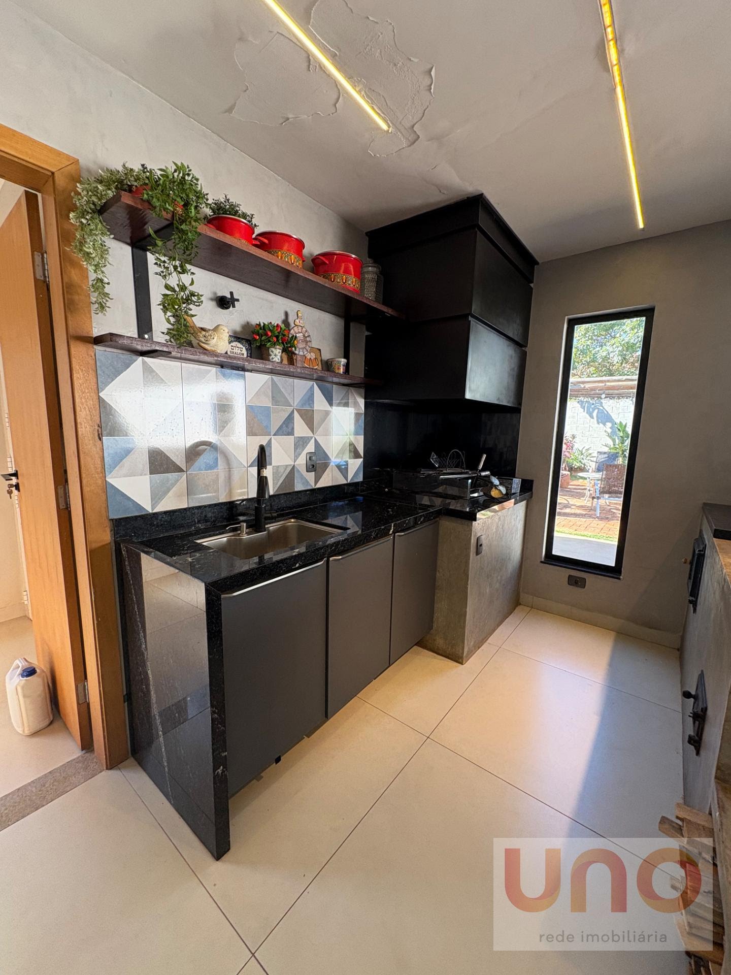 Casa à venda com 3 quartos, 3 suítes, 4 vagas e 250m² no Rita Vieira, Campo Grande (MS) — foto 24 de 27
