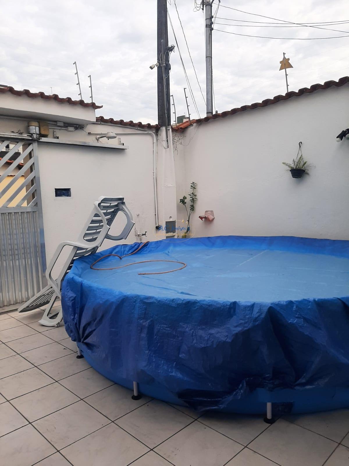 Casa à venda com 3 quartos, 2 suítes, 4 vagas e 140m² no Vila Tupi, Praia Grande (SP) — foto 5 de 12