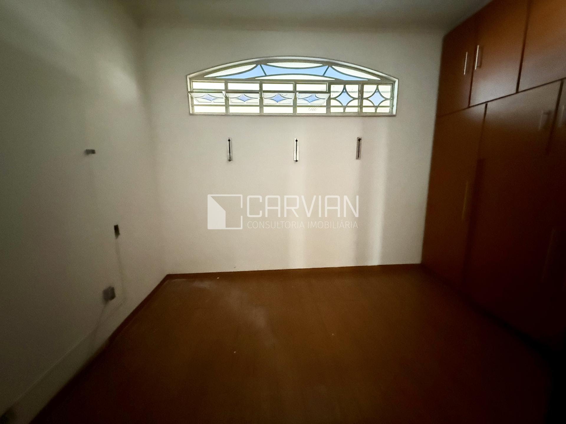 Casa à venda com 4 quartos, 3 suítes, 5 vagas e 430m² no Alto da Boa Vista, Ribeirão Preto (SP) — foto 16 de 30