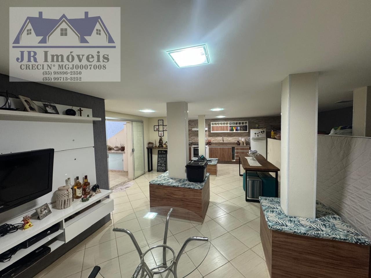 Casa à venda com 3 quartos, 1 suíte, 2 vagas e 250m² no Canudos, Piranguinho (MG) — foto 8 de 17